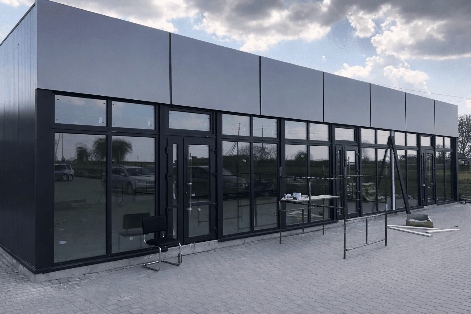 Контакти LuxPanels — будівельна компанія у Львові